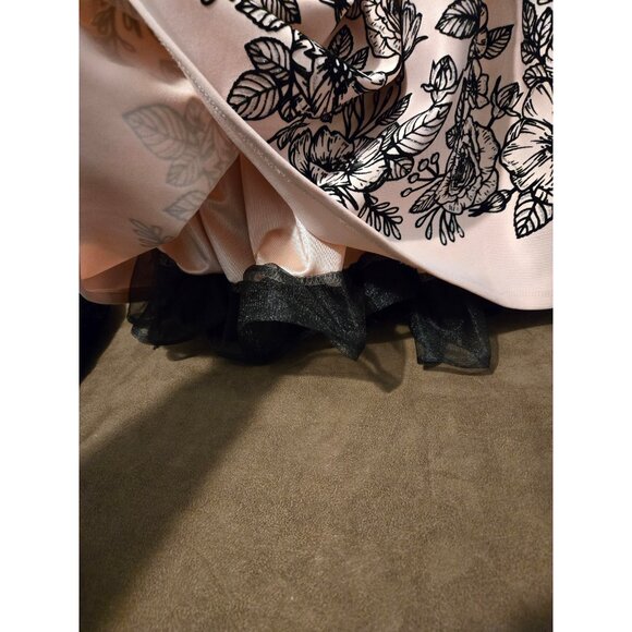 Knitworks Dress 10 - Picture 5 of 11